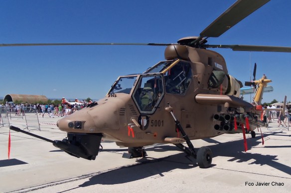 tigre con misil mistral