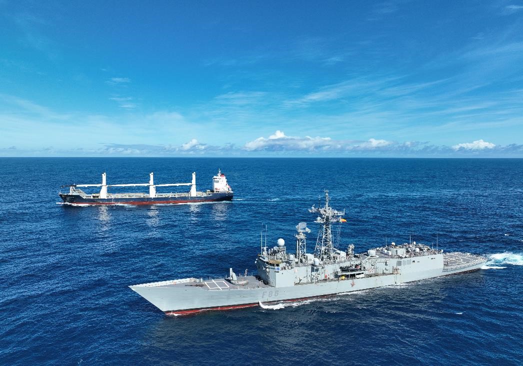 240524-liberacion-buque-Canarias-01