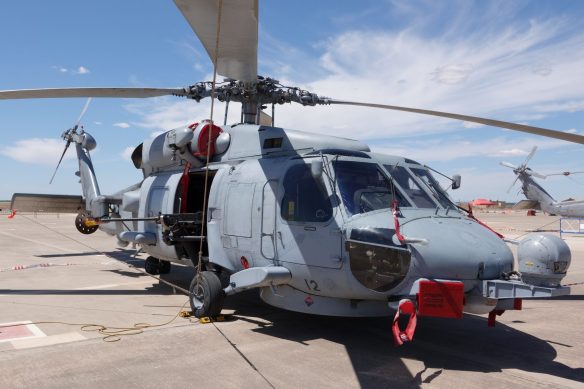 Un SH-60B como el de la imagen es el que forma parte previsiblemente de la UNAEMB de la Fragata "Álvaro de Bazán".