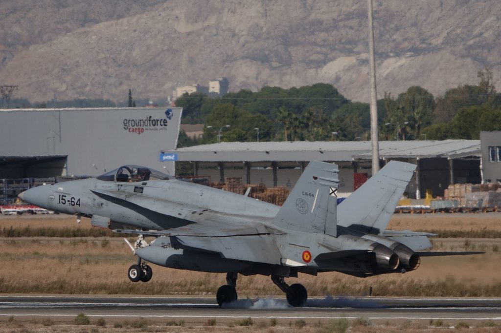 EF-18M C.15-64/15-64